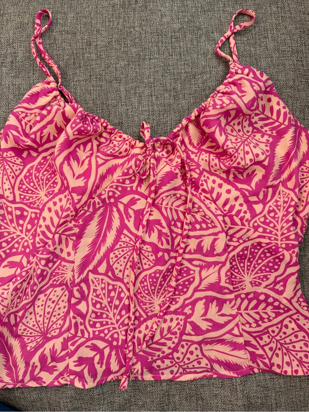 Sienna Sky cropped camisole | smocked back | thin adjustable straps | Size L GUC